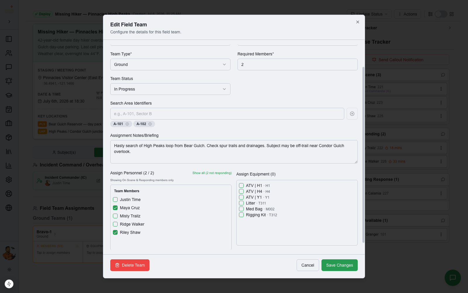 Field team dialog with type, status, search areas, briefing, and personnel